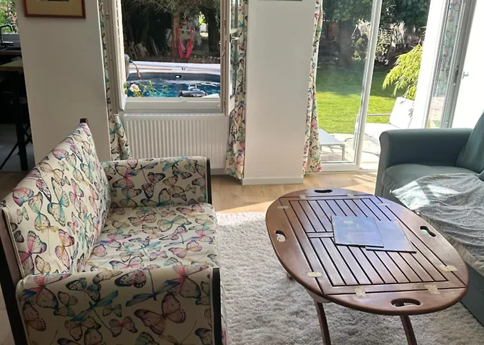 Bonheur En Seine, Piscine, Vue Seine